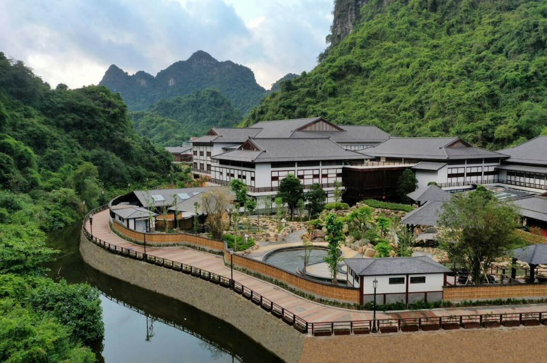 japanese onsen resort